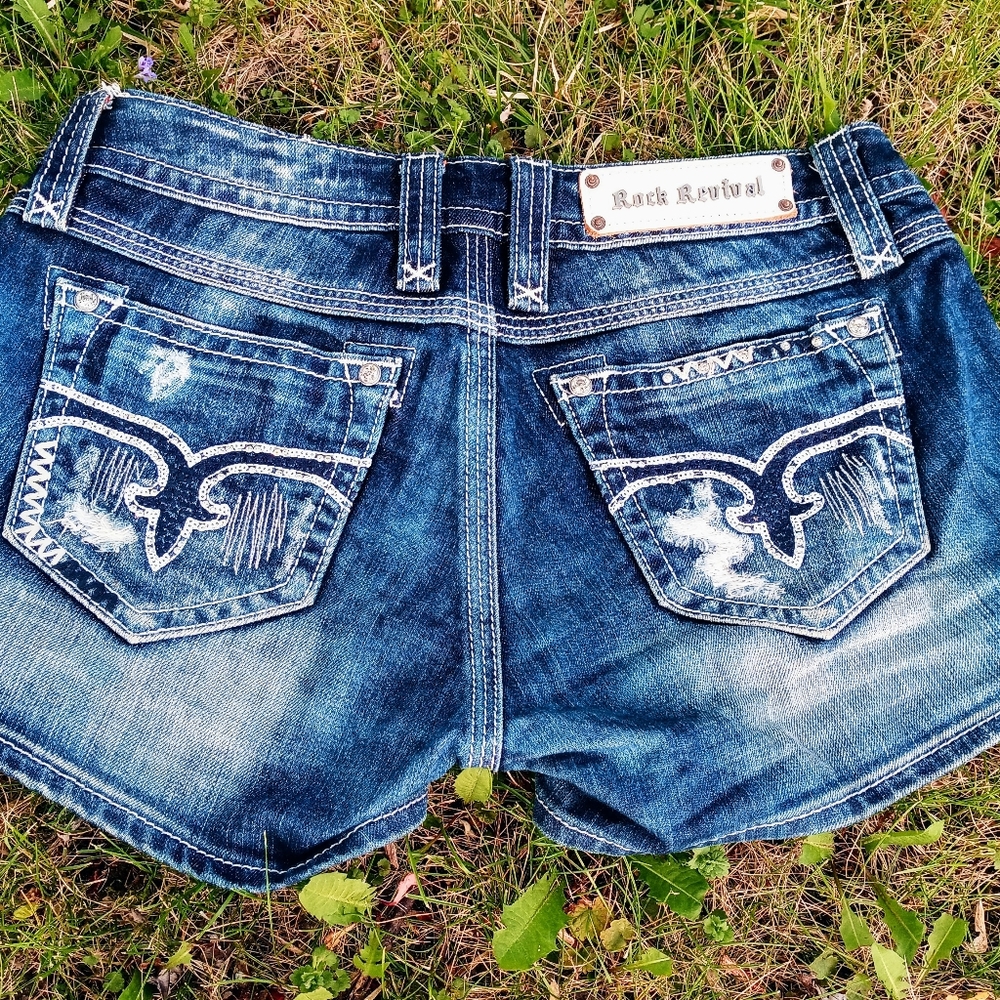 Rock Revival Shorts size 29
